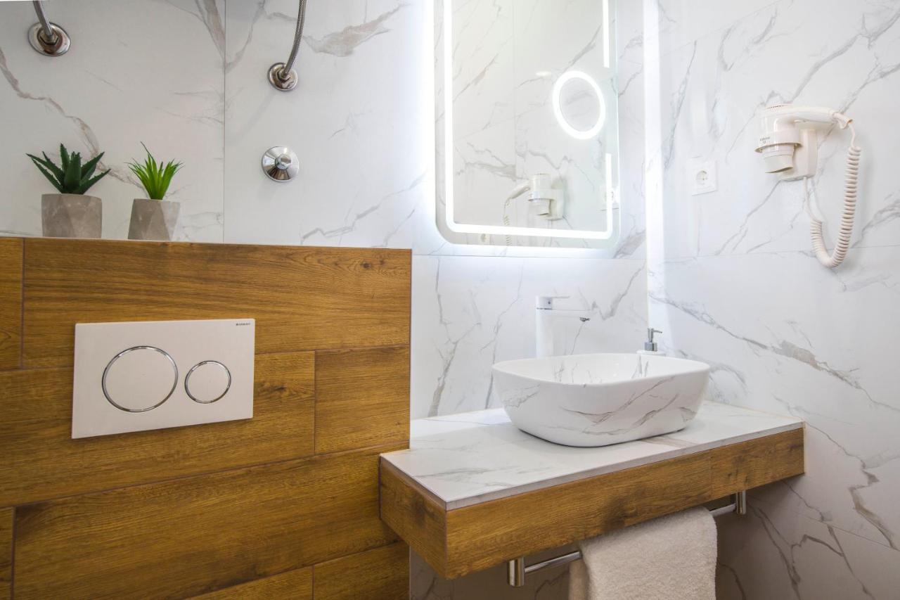 Split Central Luxury Studios Exterior foto